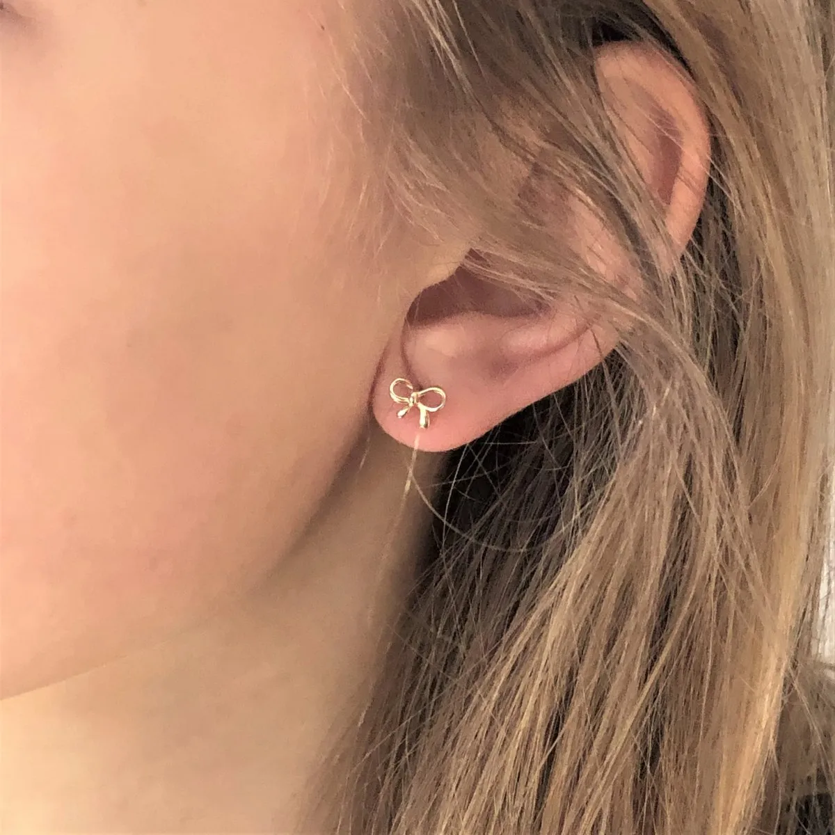 14 Karat Yellow Gold Graceful Bow Earrings