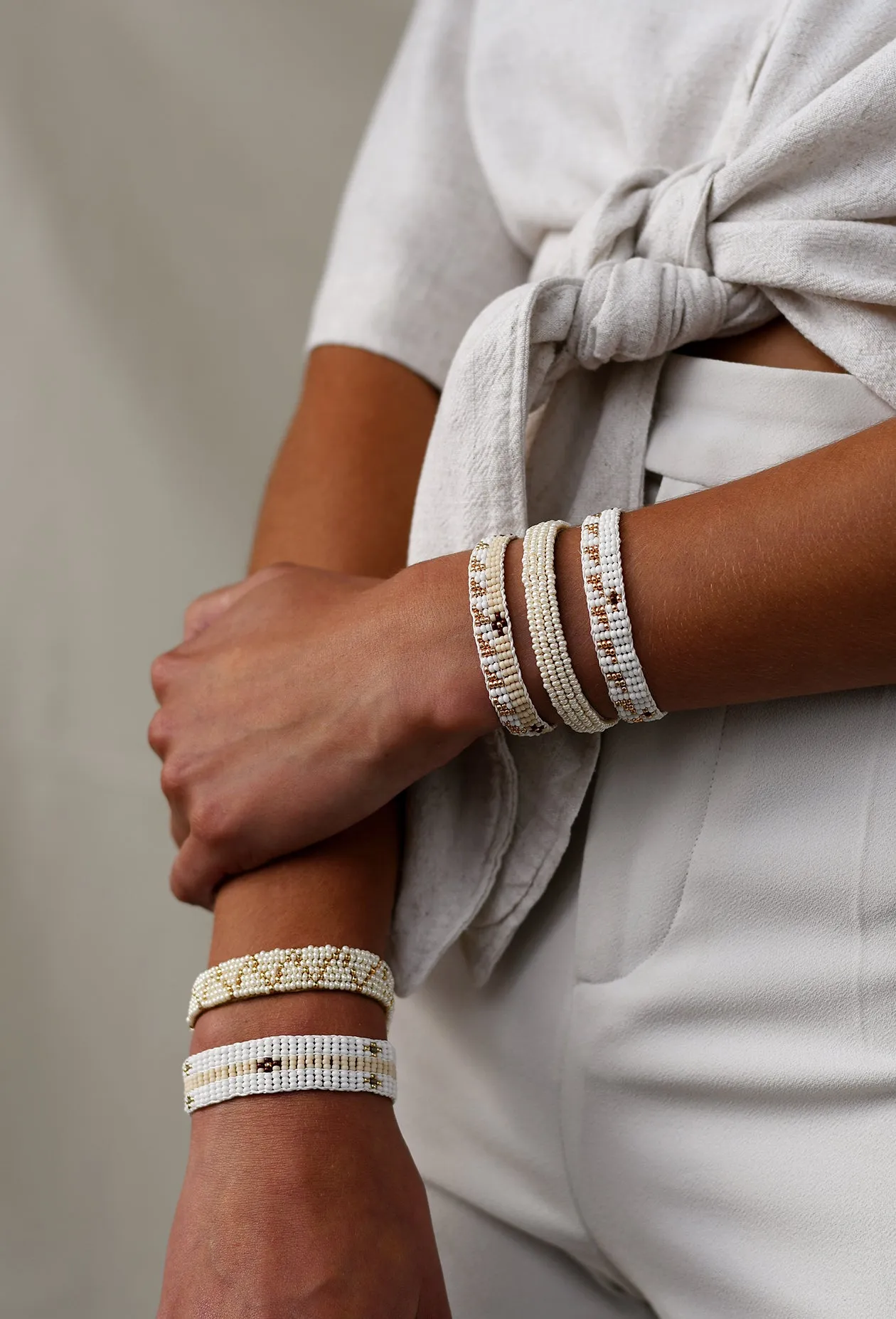 Adjustable Leather Zigzag Bracelet - PEARL/GOLD