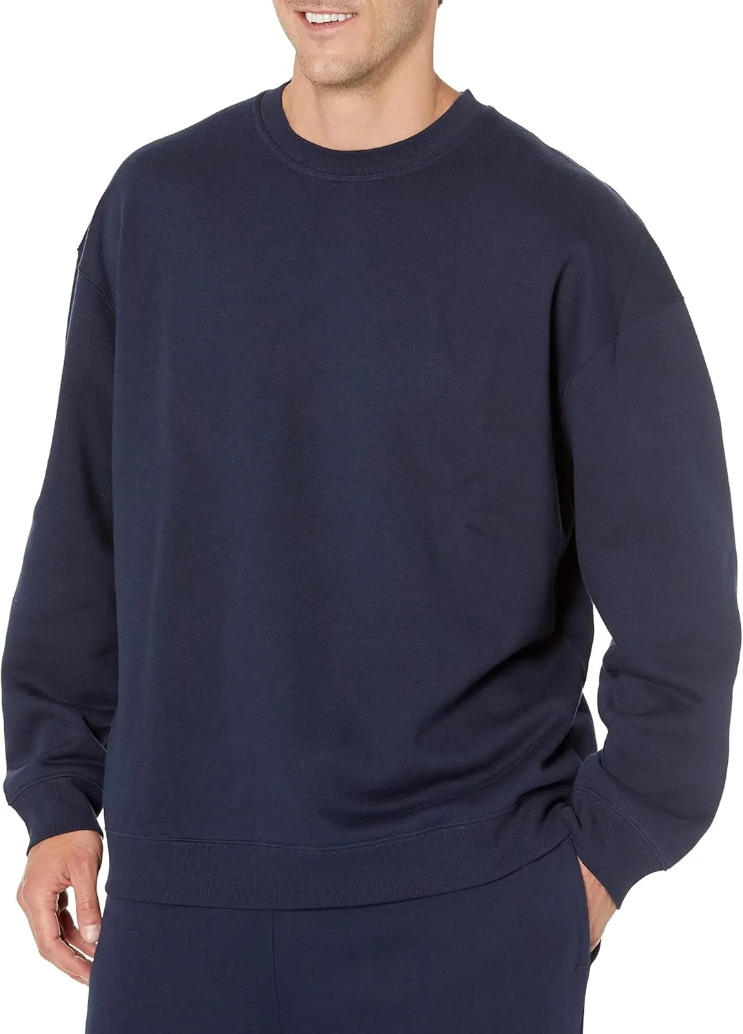 Amazon Essentials Men's Oversized-Fit Crewneck Sweatshirt (Available in Big & Tall)