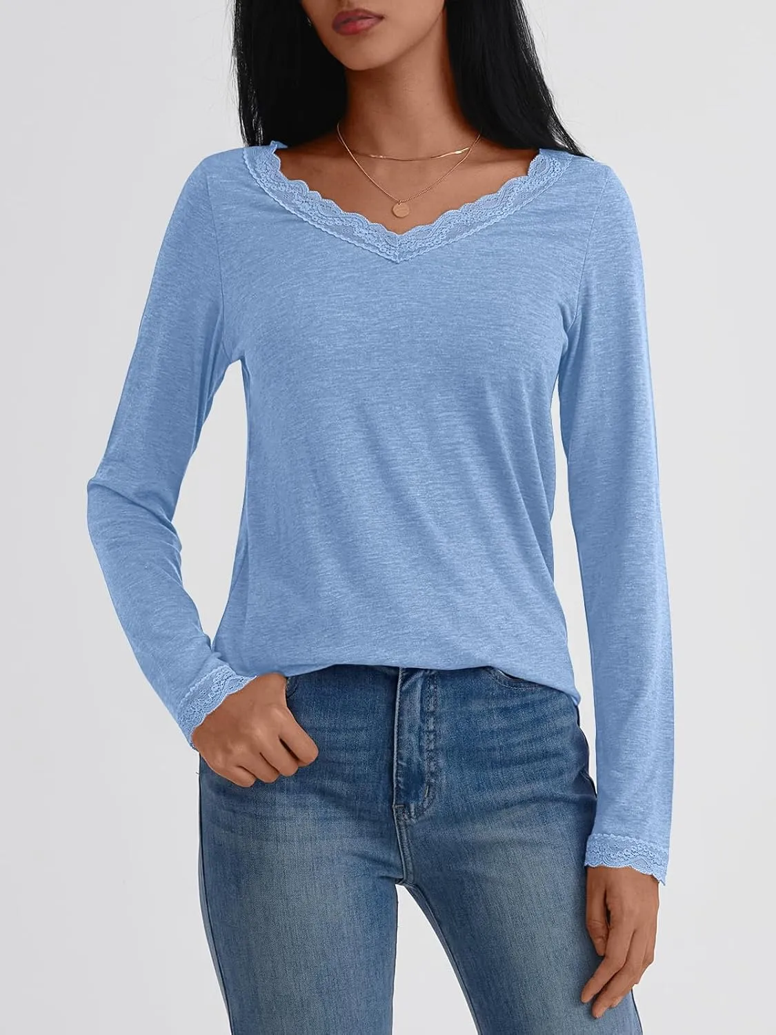 AUTOMET Long Sleeve T Shirts for Women Lace V Neck Casual Cute Tops Loose Fit Fall Winter Basic Clothing