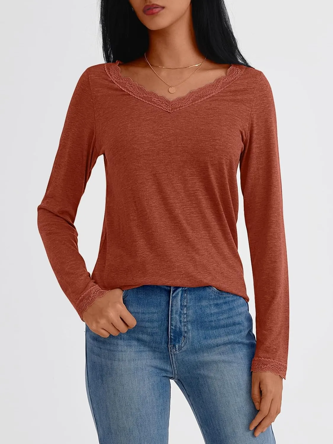 AUTOMET Long Sleeve T Shirts for Women Lace V Neck Casual Cute Tops Loose Fit Fall Winter Basic Clothing