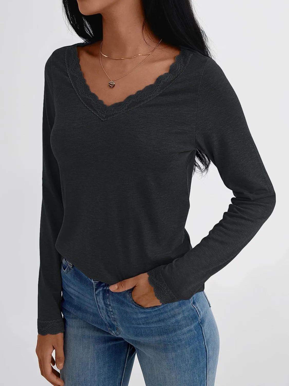 AUTOMET Long Sleeve T Shirts for Women Lace V Neck Casual Cute Tops Loose Fit Fall Winter Basic Clothing