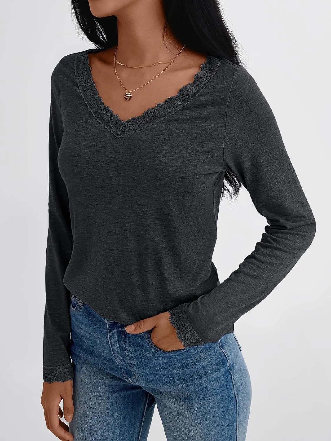 AUTOMET Long Sleeve T Shirts for Women Lace V Neck Casual Cute Tops Loose Fit Fall Winter Basic Clothing