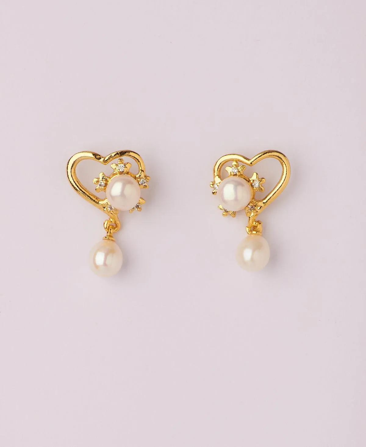Delicate Heart Pearl Hanging Earring