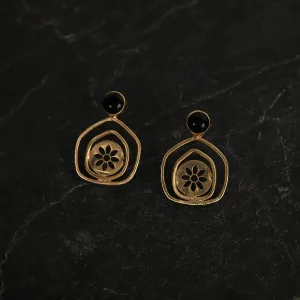 jewelry - berserk - Gold Plated Onyx Pentagon Studs