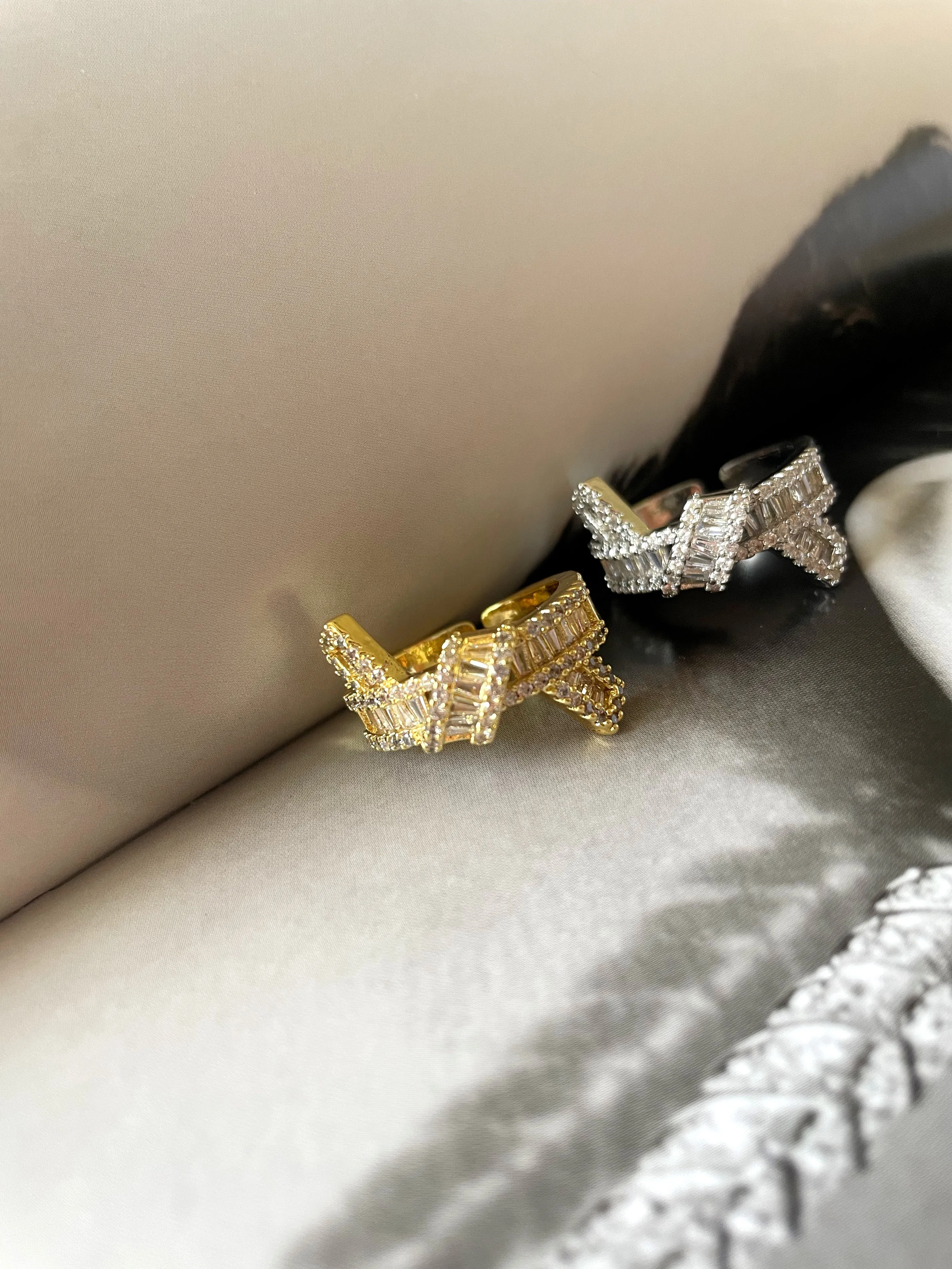 Knotted Baguettes Ring
