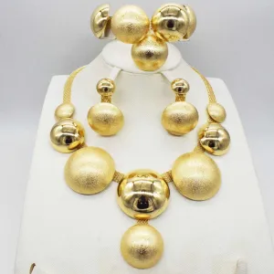 Necklaces & Pendants