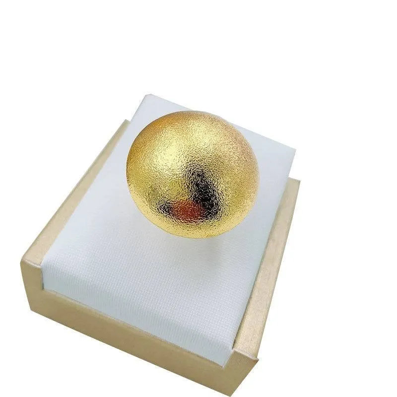 Necklaces & Pendants