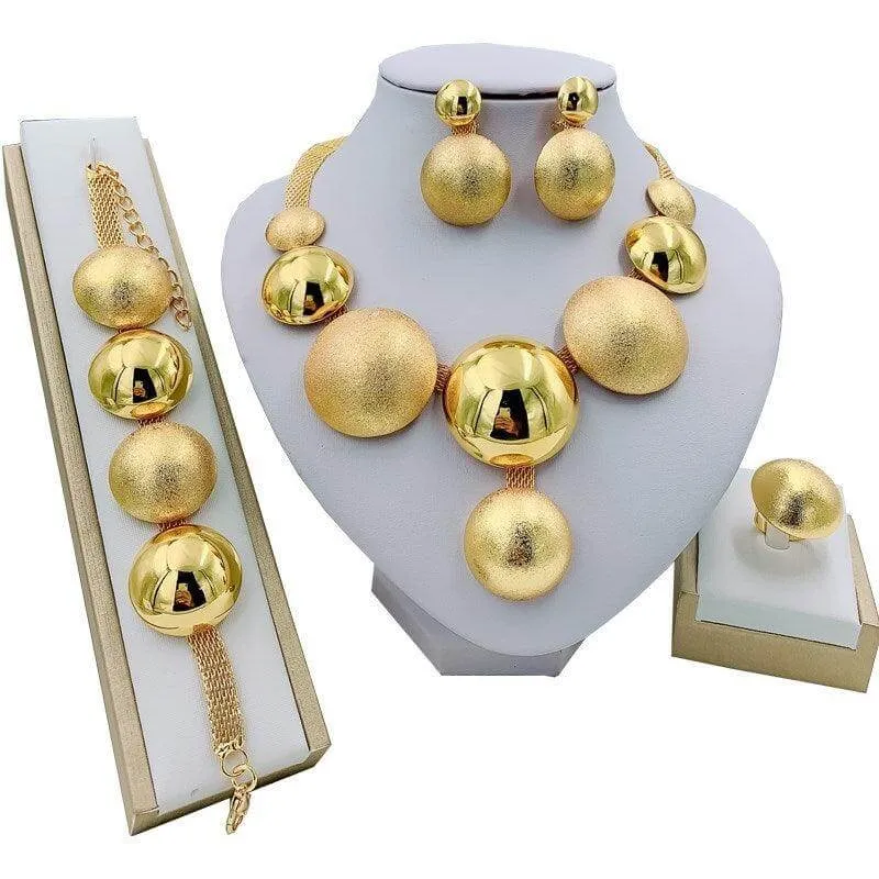 Necklaces & Pendants