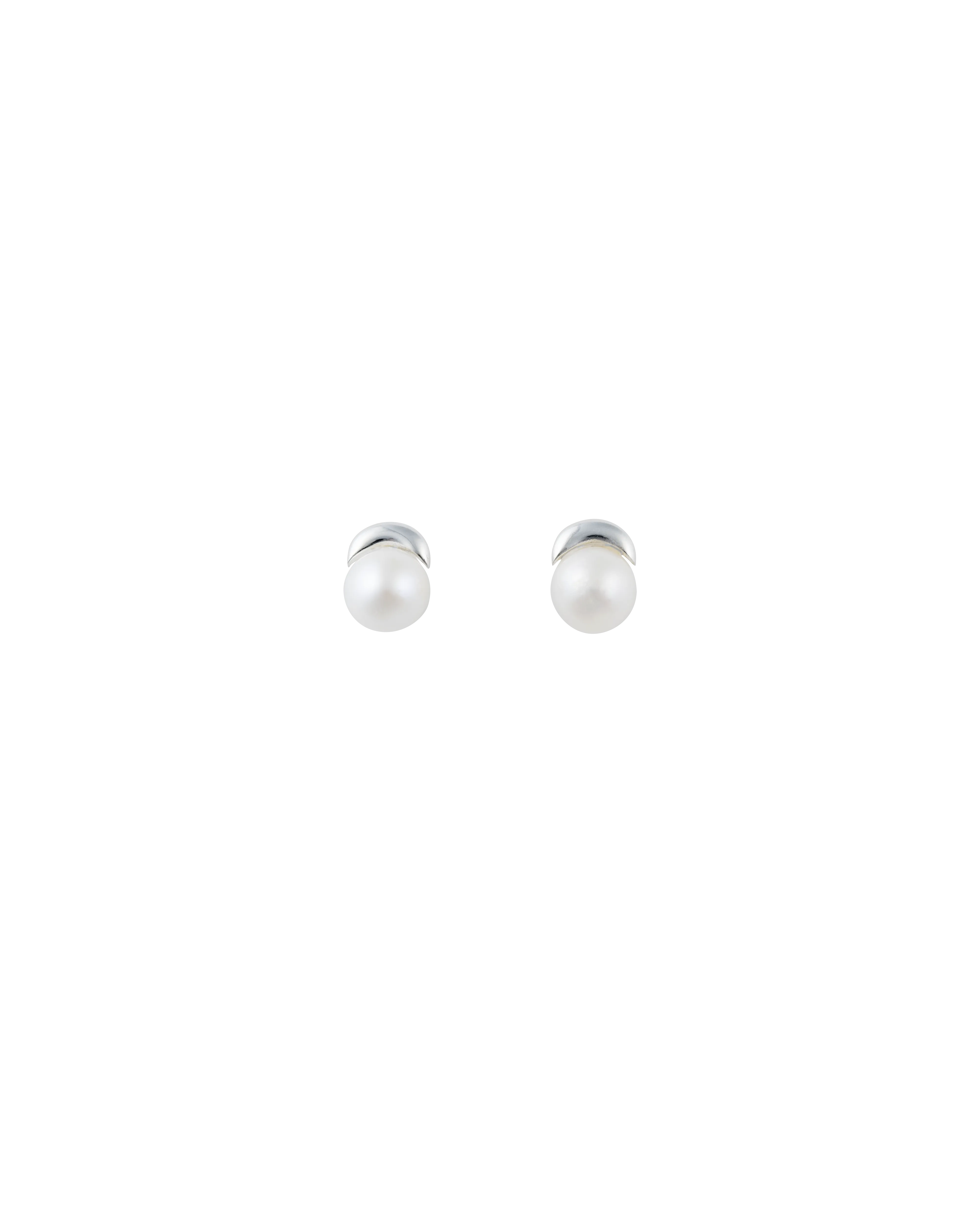 Pearl studs silver