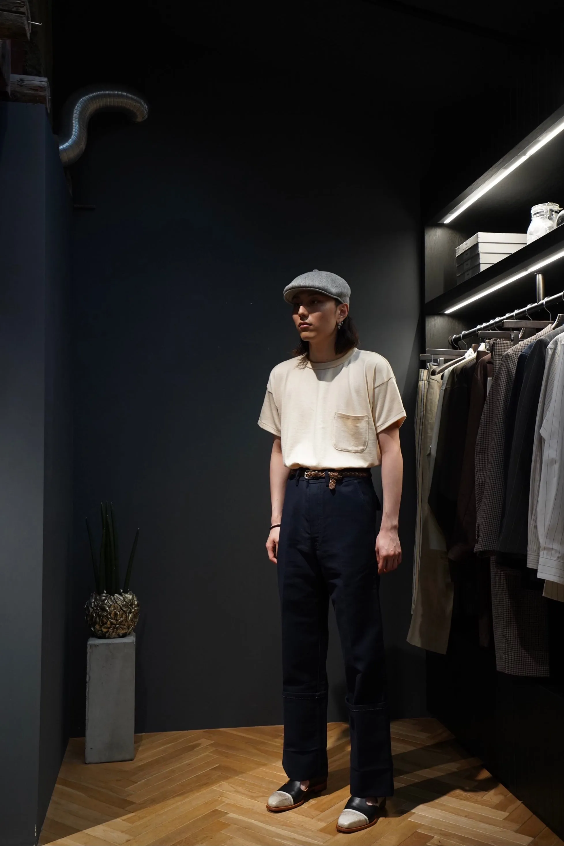 UNIFORME DEEP CUFFS WIDE CHINO TROUSERS (NAVY)