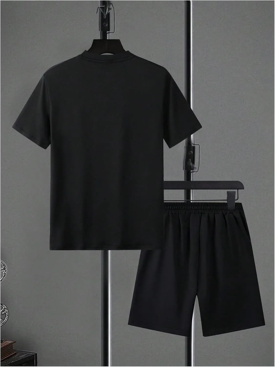 WDIRARA Men's 2 Piece Short Sets Graphic Print Short Sleeve T Shirts and Drawstring Shorts Clothing Set