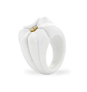 White agate clover 18k diamond ring